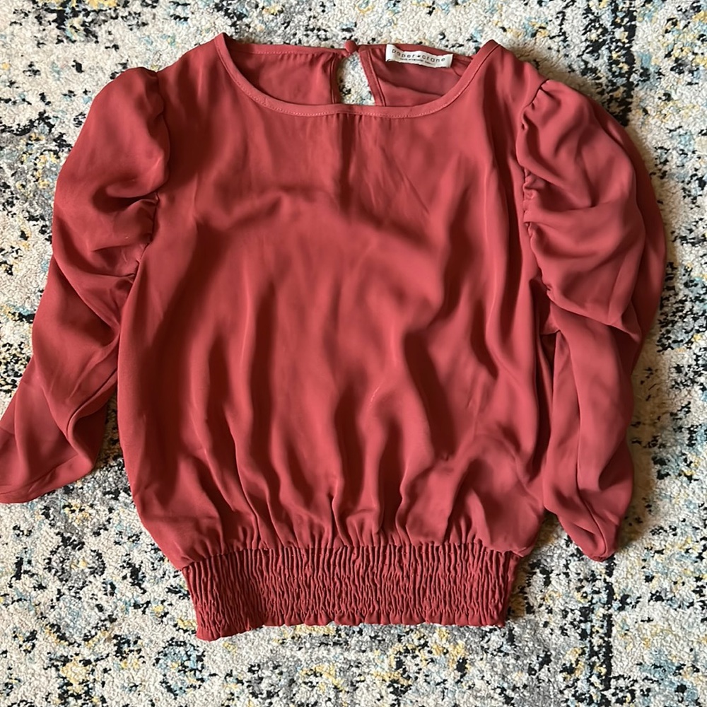 NWOT 3/4 sleeve rust color blouse, boutique brand !